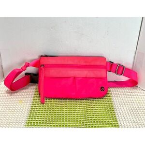 Lululemon Free Spirit Bag Neon Pink Nylon Waist Pack Crossbody Bag OS Preppy